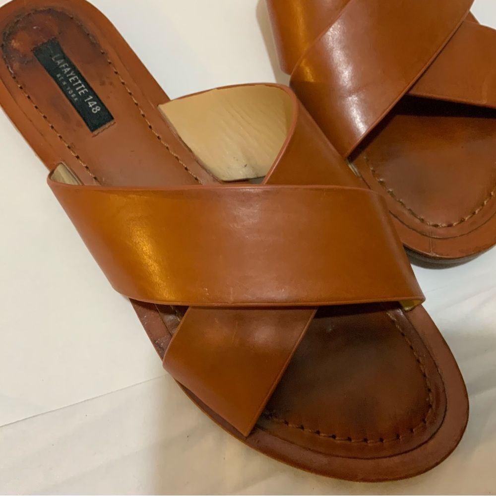 Lafayette 148 New York Women  leather sandal size 8M - Picture 4 of 10